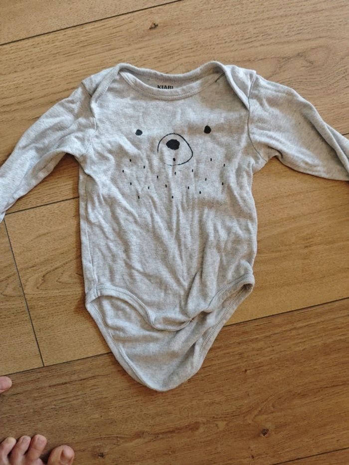 Lot bodies en manches longues en 9 mois - photo numéro 9