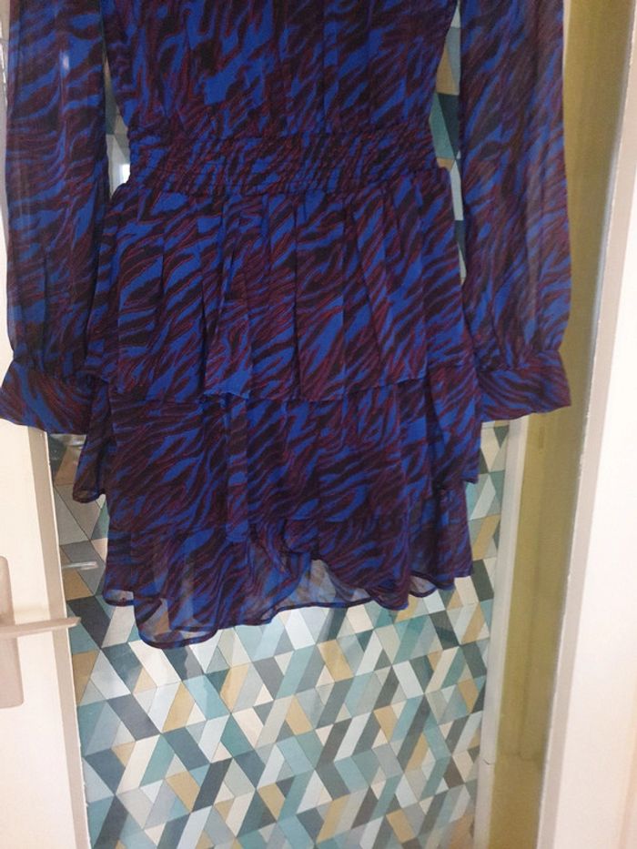 Robe courte élégante - photo numéro 4