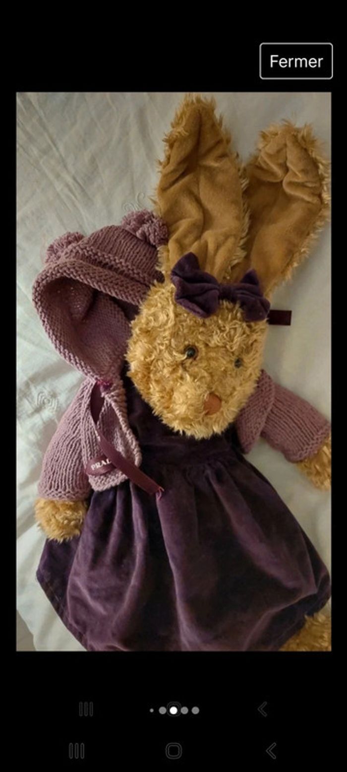 Peluche lapin vintage Sia avec gilet tricoté main - photo numéro 3