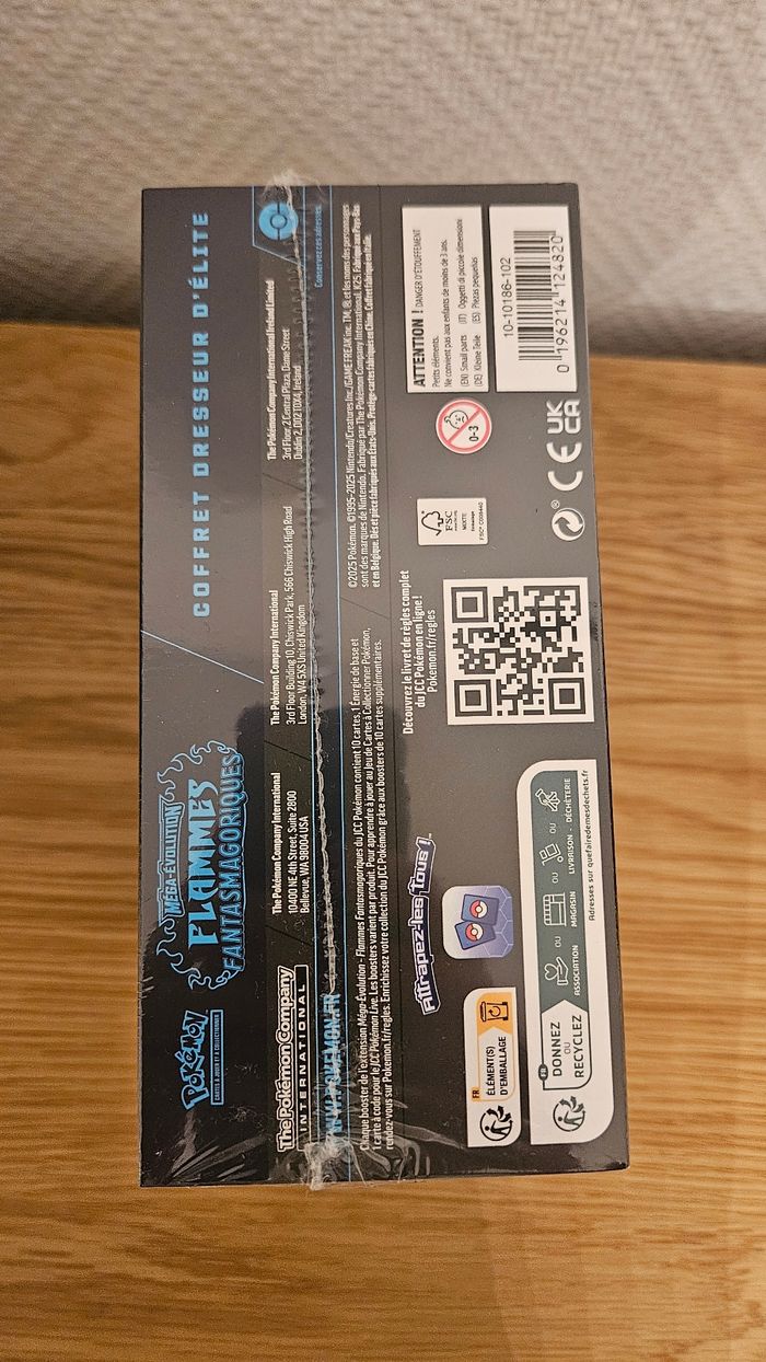 Etb Pokémon - Flammes Fantasmagoriques - photo numéro 6