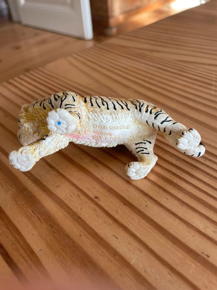 Tigre et rhinocéros - photo numéro 4