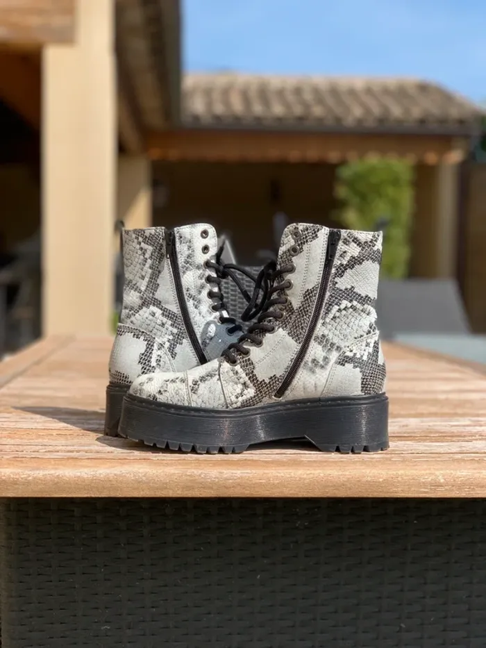 Boots Bronx en cuir blanc imprimé taille 37 - photo numéro 9