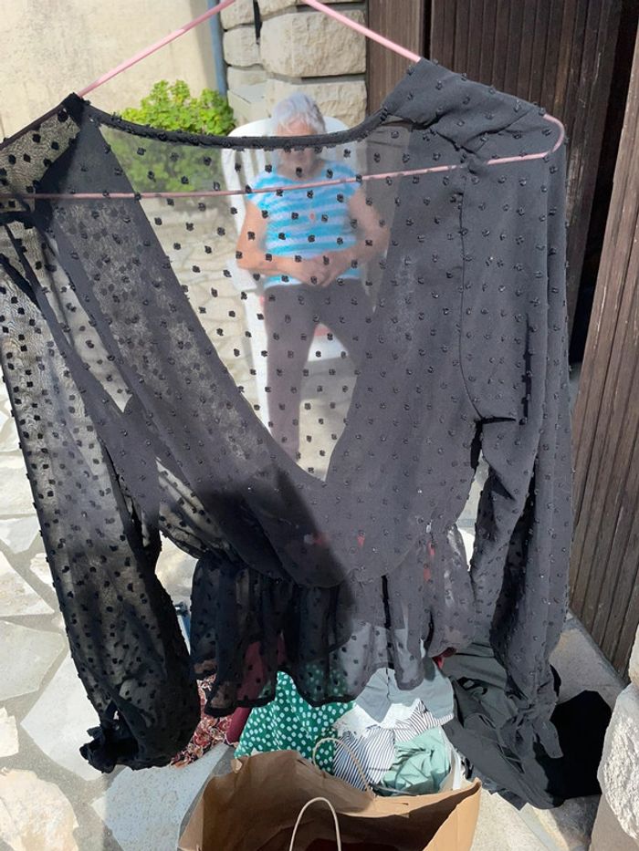 Haut noir petit poids S - photo numéro 5