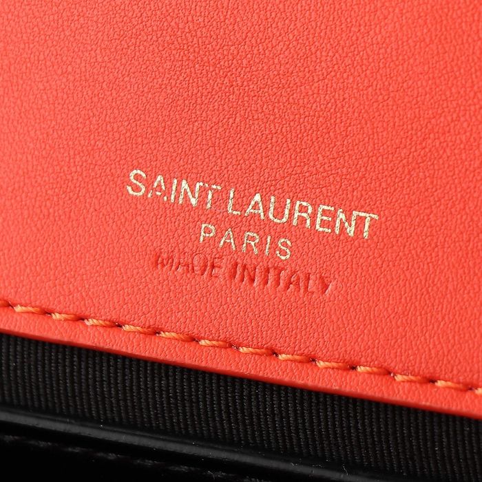 Yves Saint Laurent  801437 - photo numéro 3