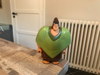 Figurine kuzco