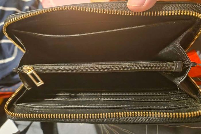 Portefeuille Guess - photo numéro 3