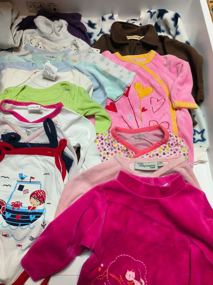 Lot 27 vêtements bébé fille 3 mois - photo numéro 4