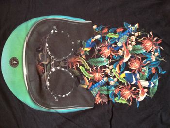 T shirt imprimé fantaisie ✧ manches courtes ✧ look masculin ✧ taille 36 ✧ le temps des cerises