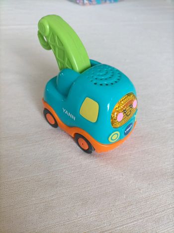 Tut tut bolide animo VTech Yann le roi de la dépanne