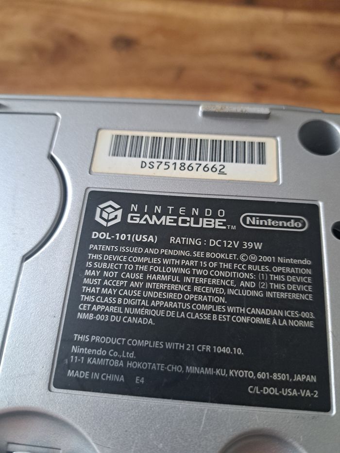 Console GameCube NTSC US sans alimentation - photo numéro 5