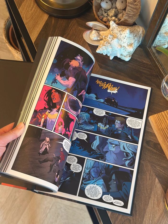 Once & Future T1 – Kieron Gillen / Delcourt (BD en très bon état) - photo numéro 3