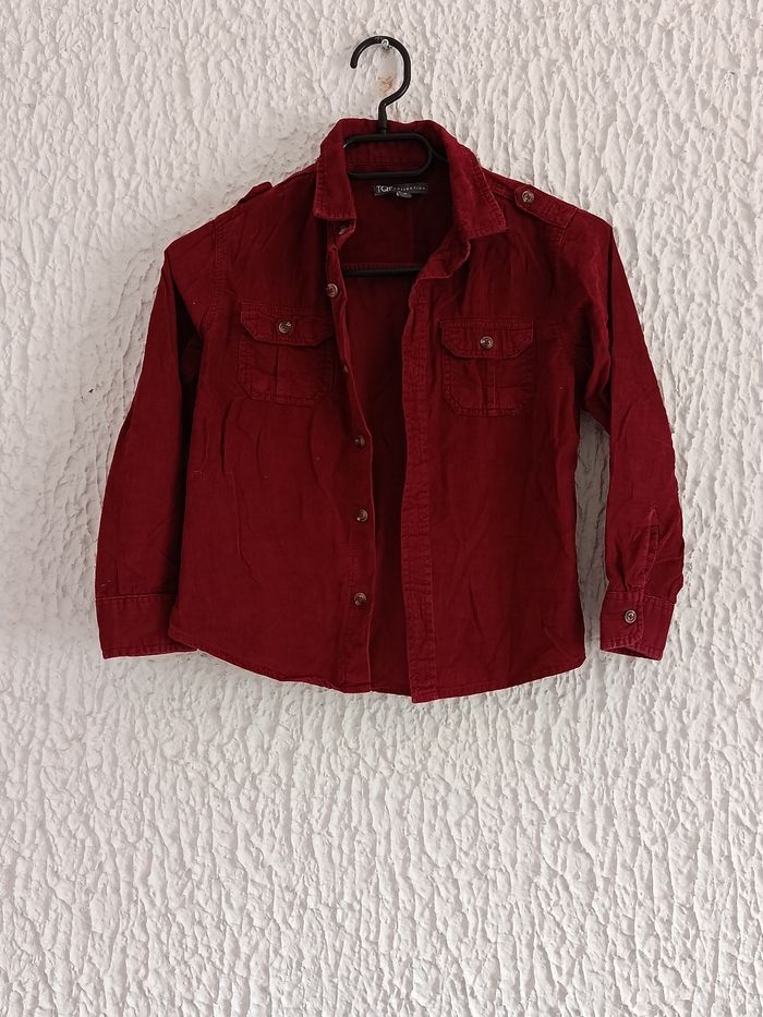 Chemise rouge