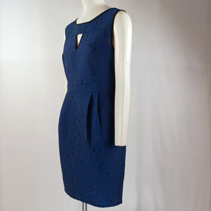 Robe bleue sans manches motif ajouré Jus d’Orange – Taille S, zip doré A955 - photo numéro 2