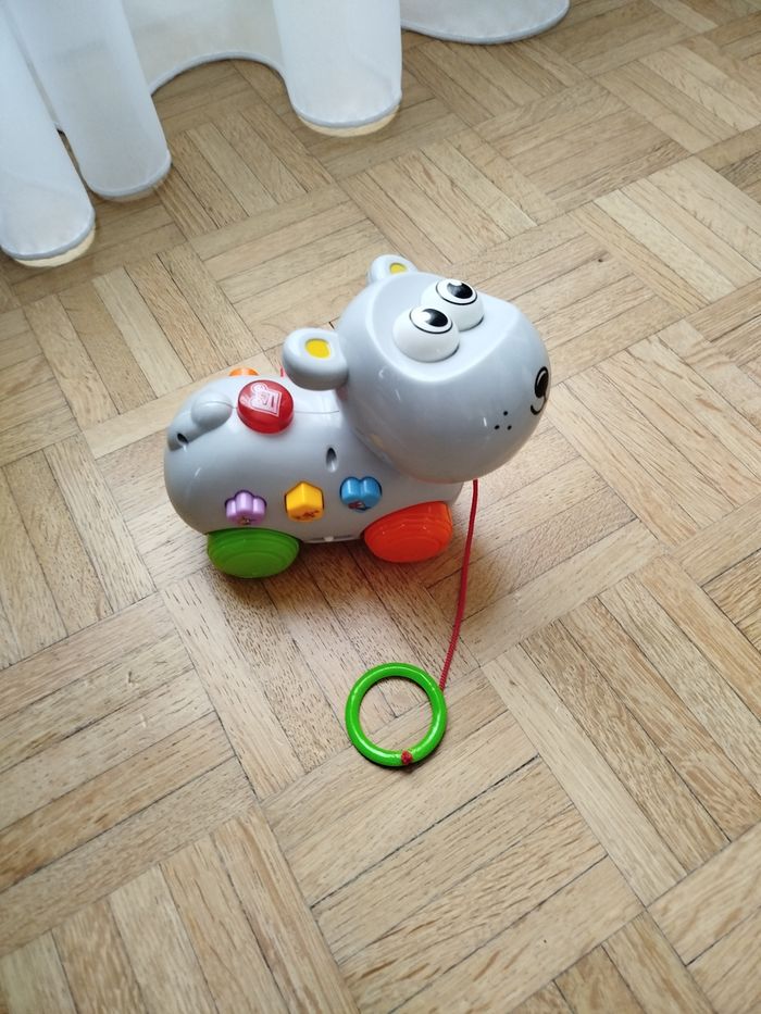 Jouet à tirer bébé neuf