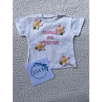 Tee-shirt blanc motifs fleurs crochetées taille 18 mois Zara