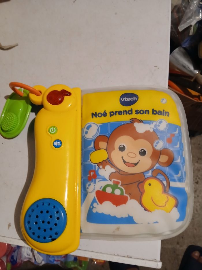 Livre musical noe prend son bain