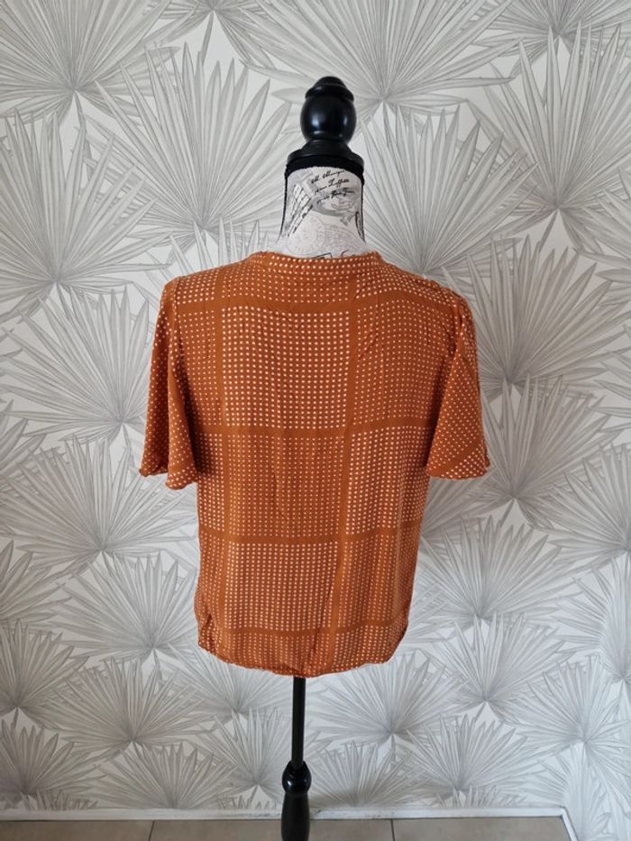 Jolie blouse manches courtes taille 38 - photo numéro 2