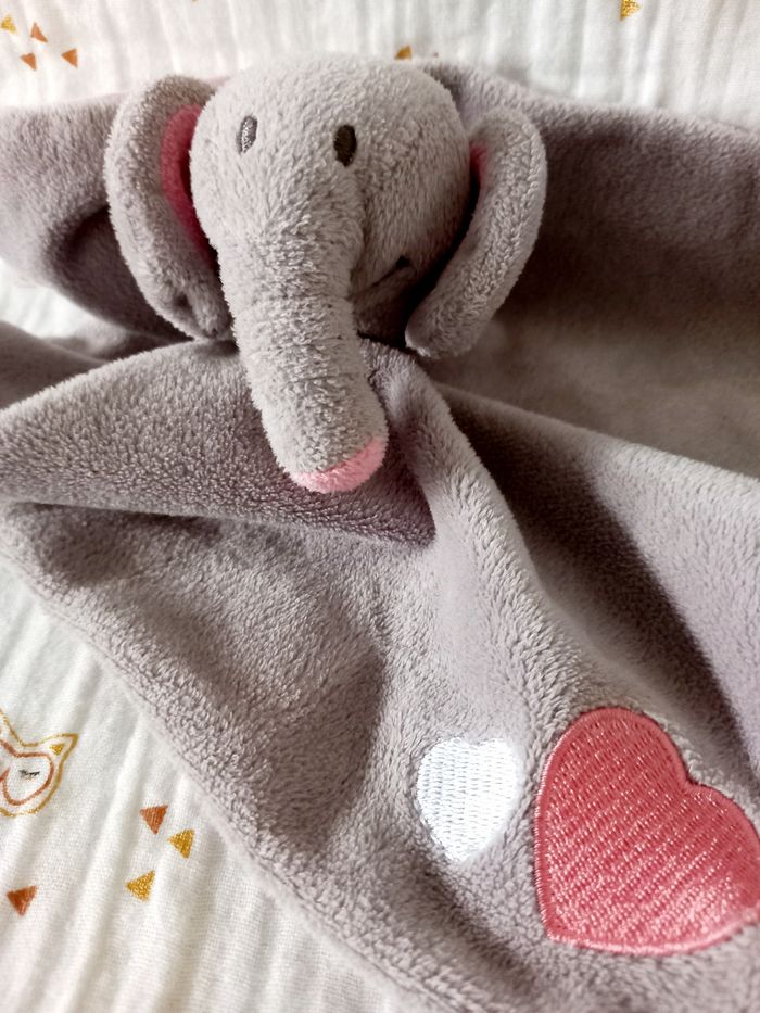 Doudou éléphant Baby Love - photo numéro 2