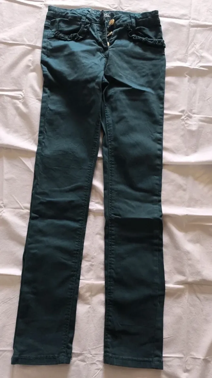 Jolie pantalon tape a l'oeil