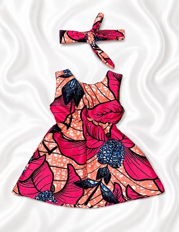 Robe en wax avec pression à l’épaule + son bandeau à nouer