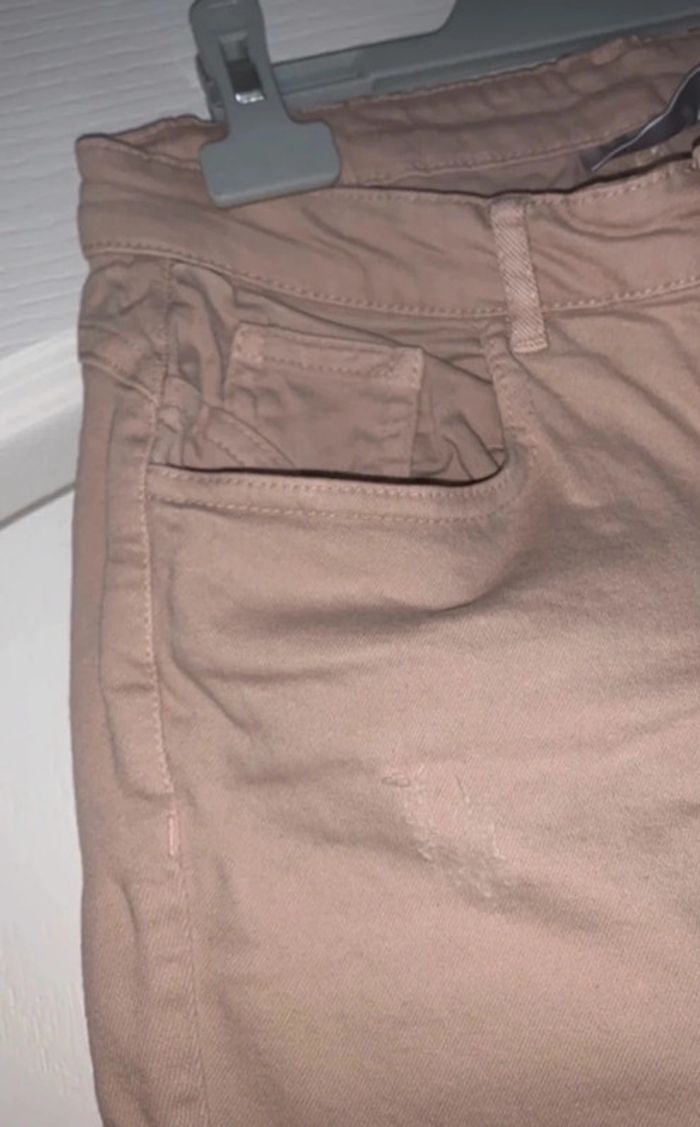 Jean slim rose poudré Kiabi taille 38 - photo numéro 2