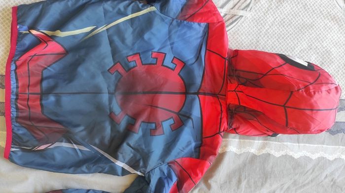 Veste coupe vent spiderman - photo numéro 3