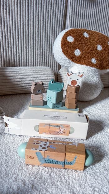 Jouets bébé jollein 