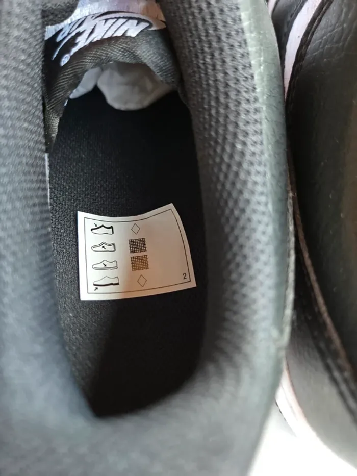 Nike air force 1 blanc noir taille 38 neuves - photo numéro 7