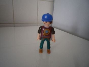 HOMME PLAYMOBIL