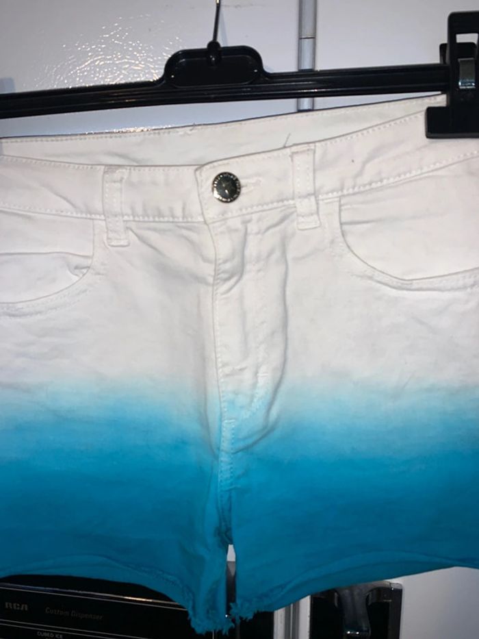 Short fille - photo numéro 2