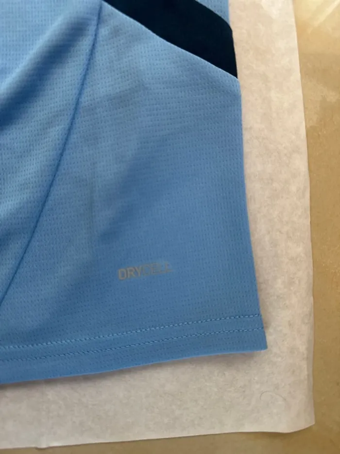 Maillot de foot Puma équipe Manchester City 2024/2025 taille 13/14 ans authentique neuf - photo numéro 5