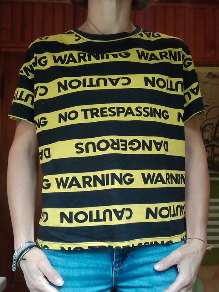 T-shirt femme jaune et noir Zara trafaluc Halloween - photo numéro 3