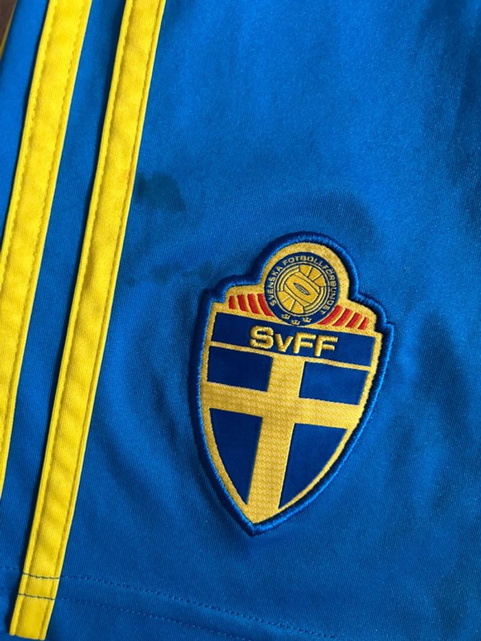 Short de foot adidas - suédois Suède - 2016 2017 - photo numéro 2