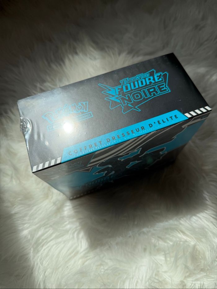 ETB FOUDRE NOIR Pokémon - photo numéro 3