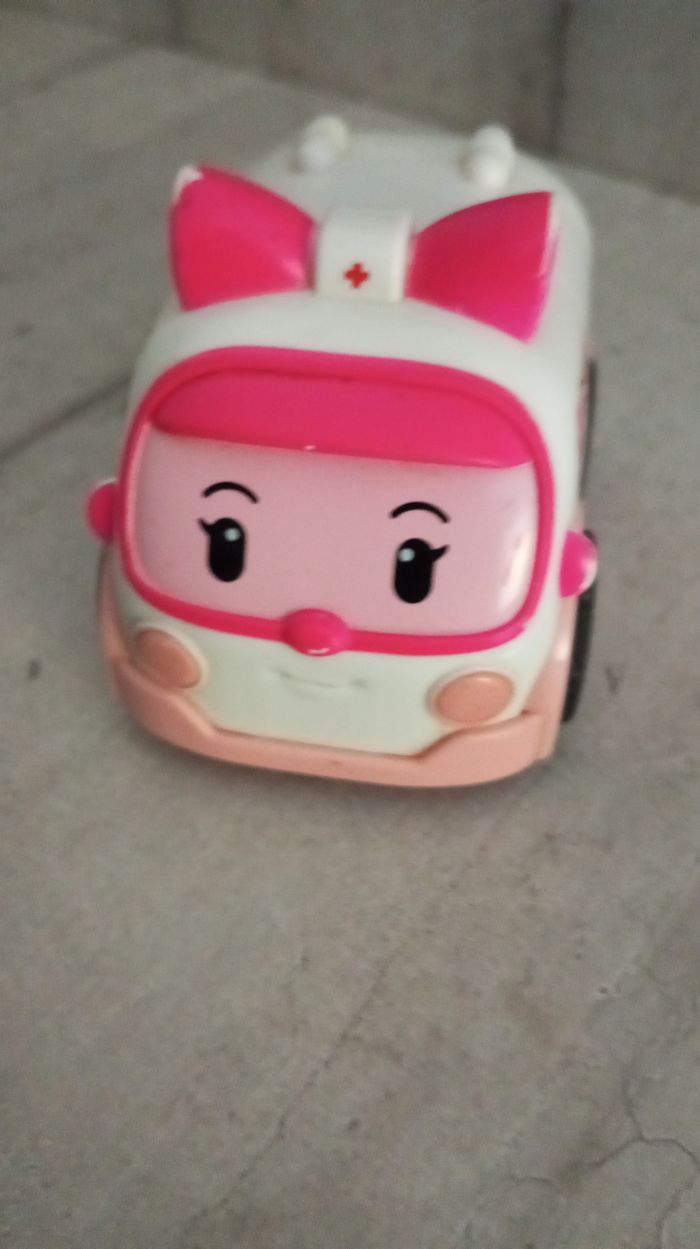 Voiture Robocar Poli