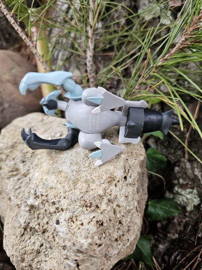 Super figurine Pokemon Nintendo tomy Kyurem noir - photo numéro 6