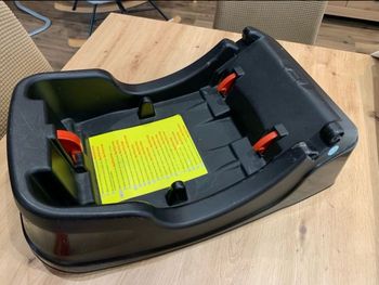 Base voiture cosy chicco