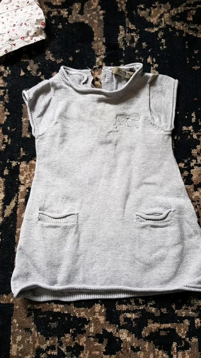 Lot des vêtements fille 6 mois - photo numéro 7