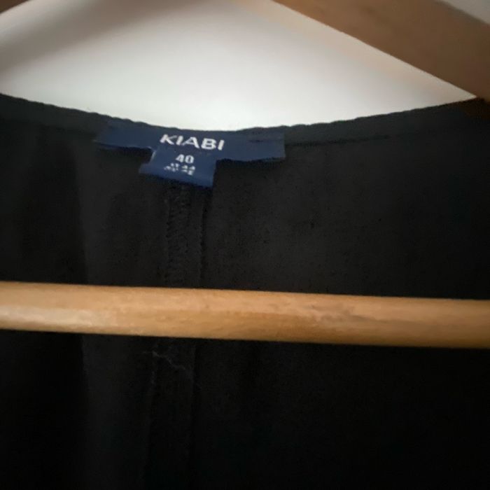 Robe noire - photo numéro 3