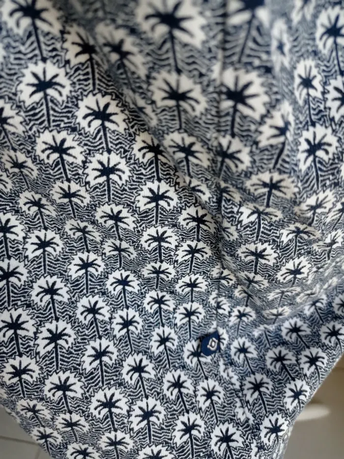 Tee-shirt Bleu marine et blanc en coton imprimé fantaisie palmier T.L Bonobo - photo numéro 3