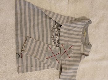Tu le blanc rayée gris pull manche longues taille 5 ans voir photos avec motifs devant