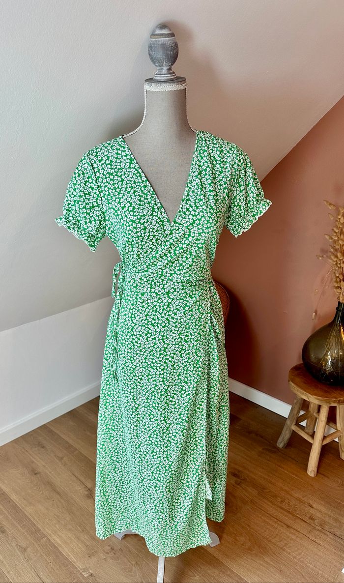 💜 Robe longue verte cache cœur fleuri Shein taille S 💜 - photo numéro 2