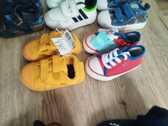 10 paires de chaussures/chaussons garçon du 19 au 22 - photo numéro 8