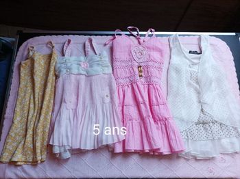 Lot robes 5 ans