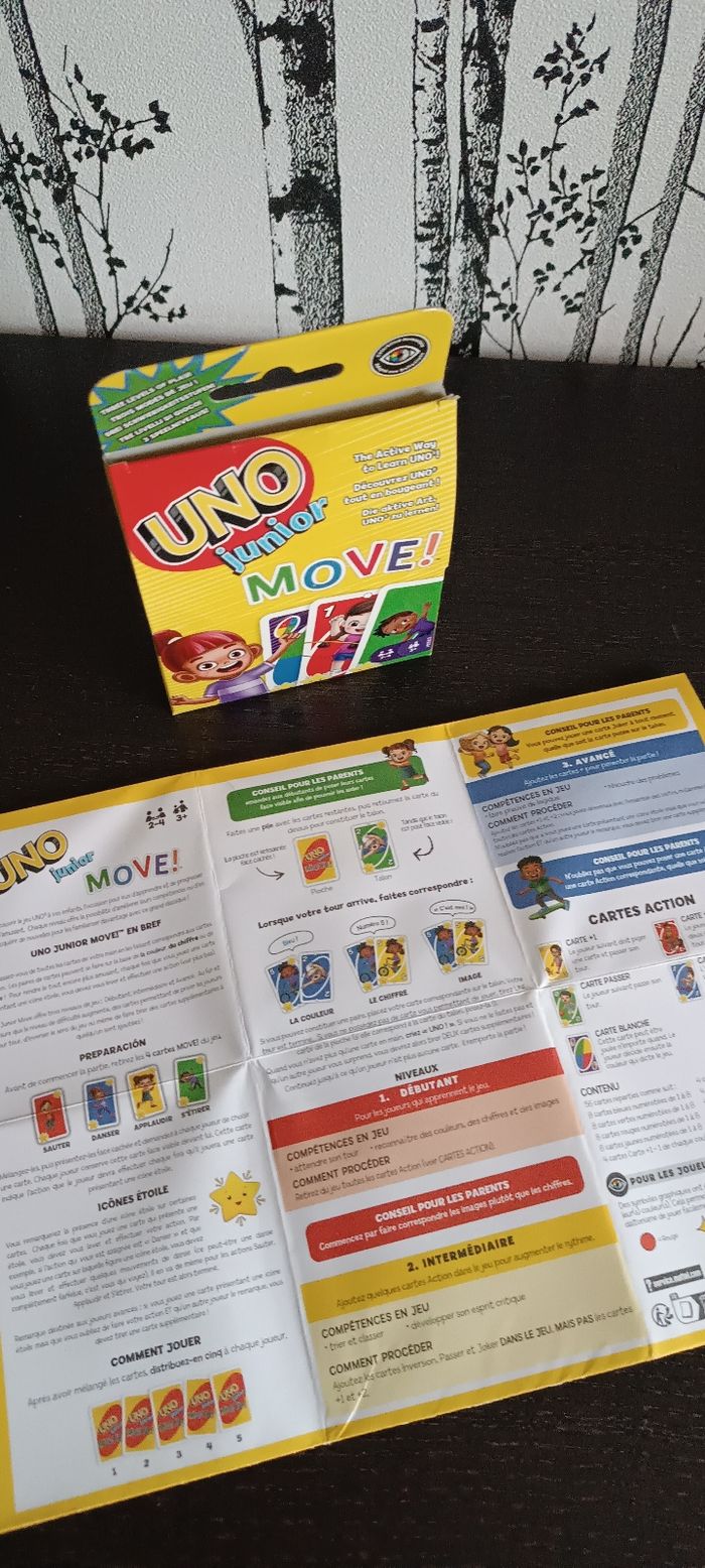 Jeu "Uno Move Junior". - photo numéro 4