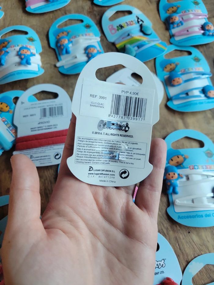 Énorme lot accessoires cheveux enfant idéal piniata cadeau - photo numéro 8