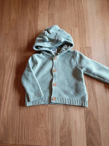 Pull gilets petite oreille
