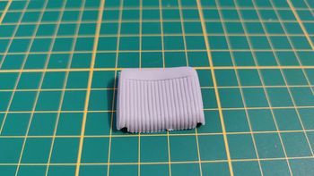 Dossier siège pièce détachée miniature 1/18 Citroën traction 15cv 1952 Maisto #B36