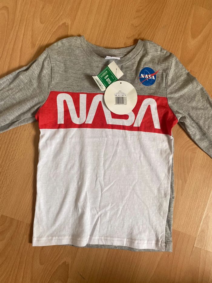 Beau T-shirt ML gris et blanc NASA T. 8 ans/128 cm garçon neuf avec étiquette - photo numéro 3