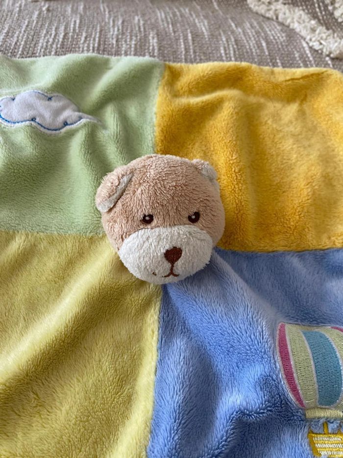 Peluche doudou plat 26cm gispy jaune bleu vert et orange très bon état - photo numéro 2